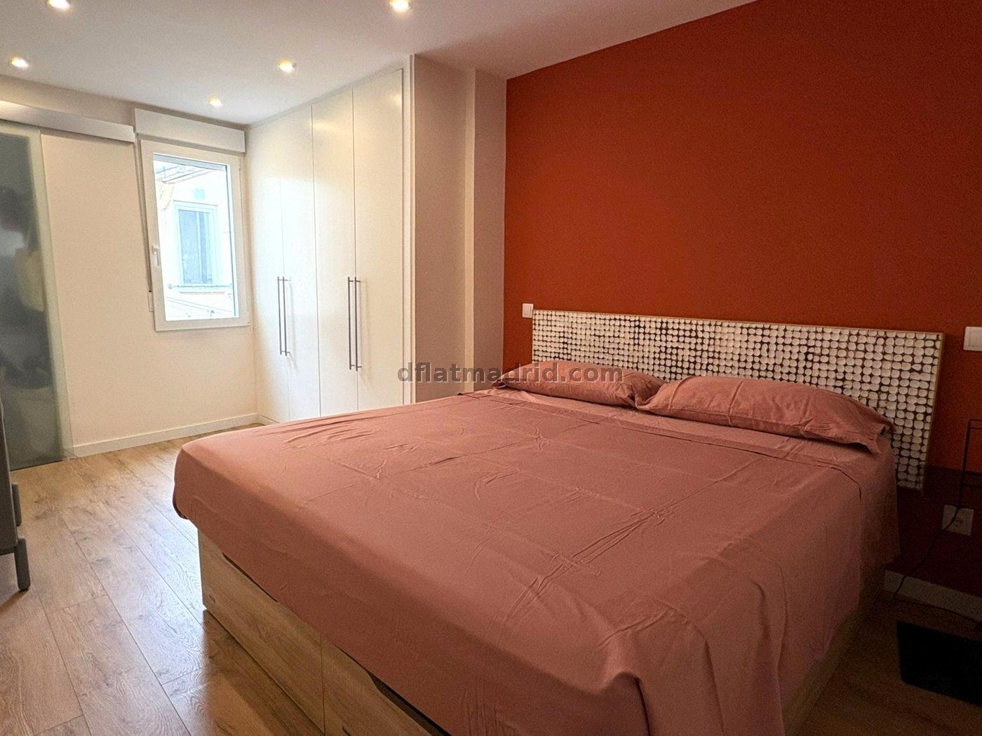 Apartamento en Centro de 1 Dormitorio #2049 en Madrid