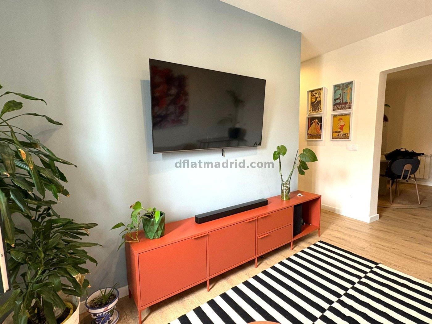 Apartamento en Centro de 1 Dormitorio #2049 en Madrid