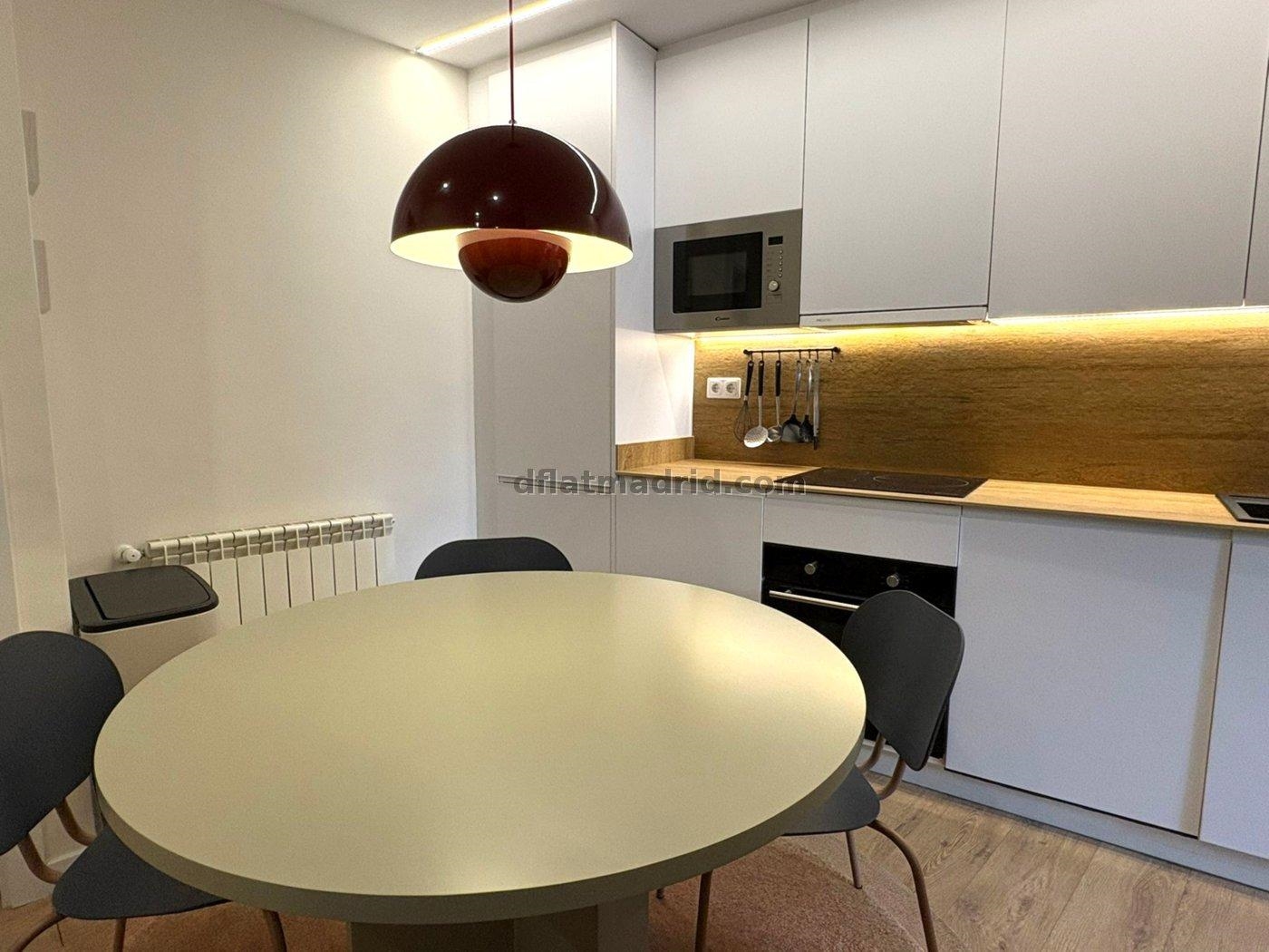 Apartamento en Centro de 1 Dormitorio #2049 en Madrid