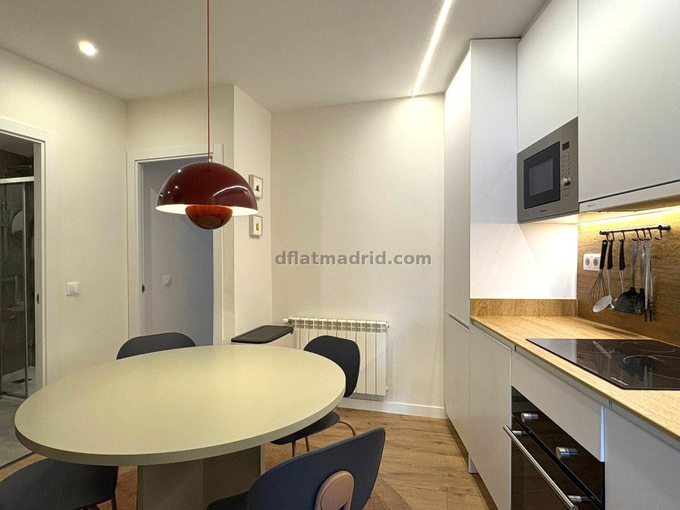 Apartamento en Centro de 1 Dormitorio #2049 en Madrid