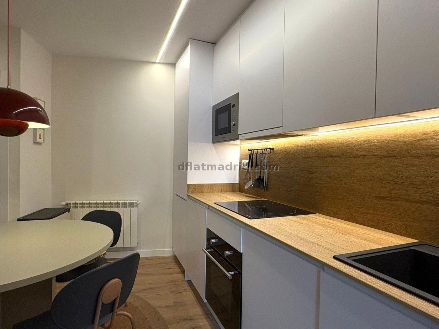 Apartamento en Centro de 1 Dormitorio #2049 en Madrid