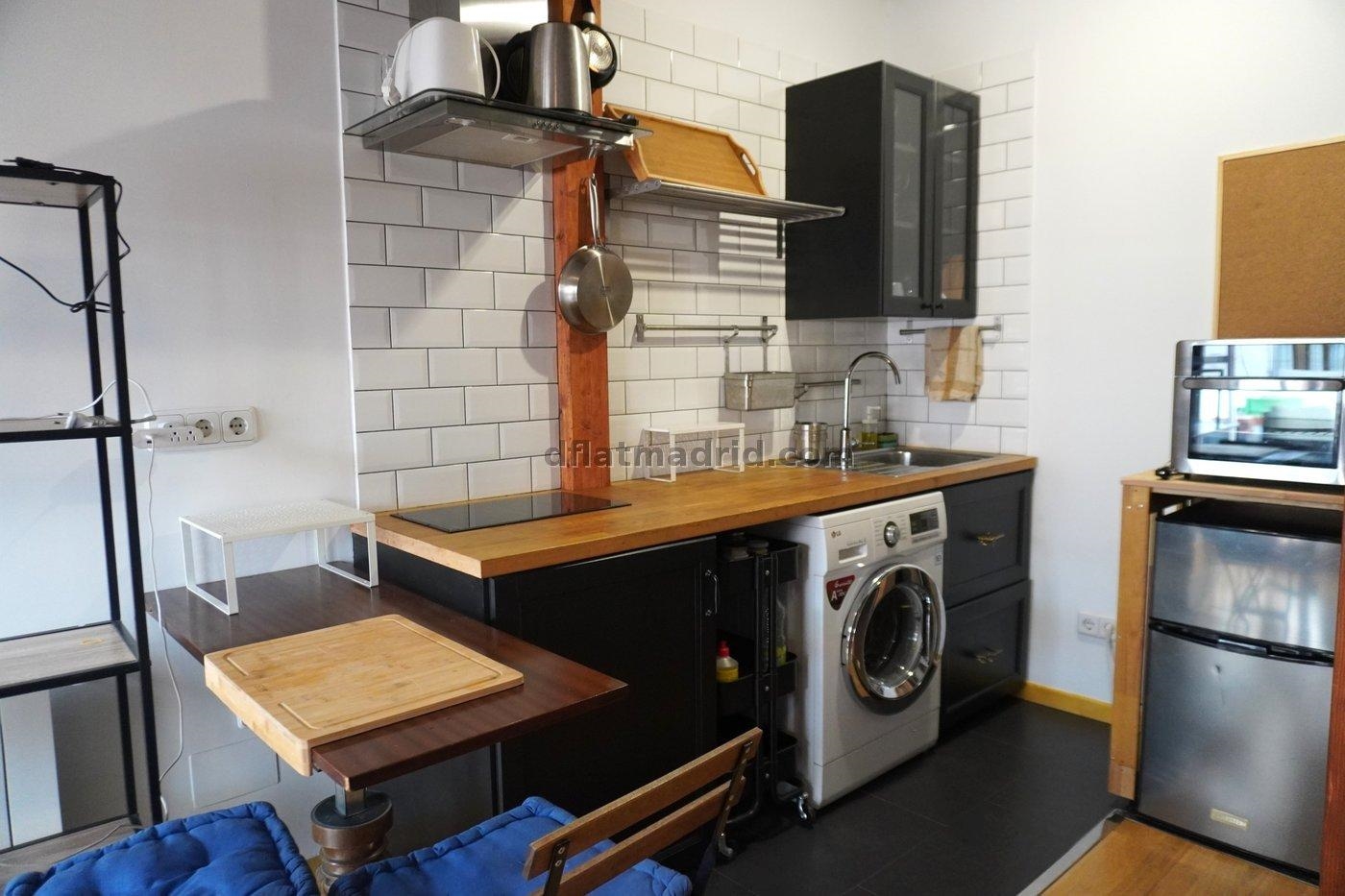 Apartamento en Tetuan de 1 Dormitorio #2048 en Madrid