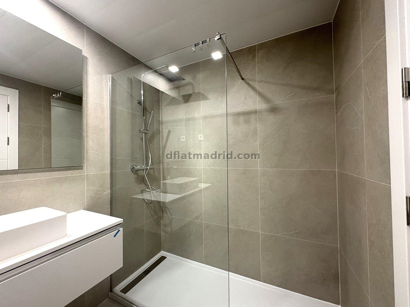Apartamento en Hortaleza de 1 Dormitorio #2054 en Madrid