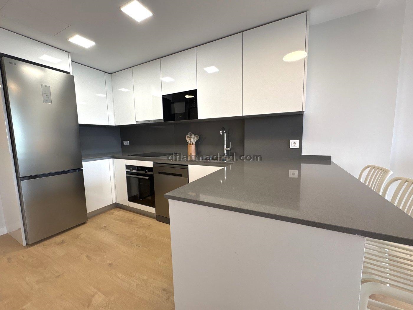 Apartamento en Hortaleza de 1 Dormitorio #2054 en Madrid