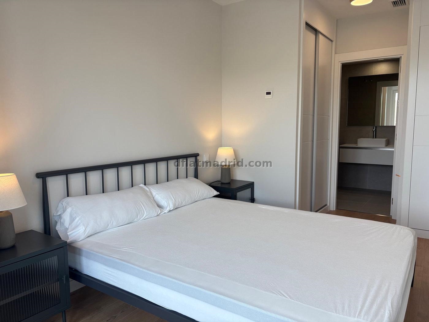 Apartamento en Hortaleza de 1 Dormitorio #2054 en Madrid