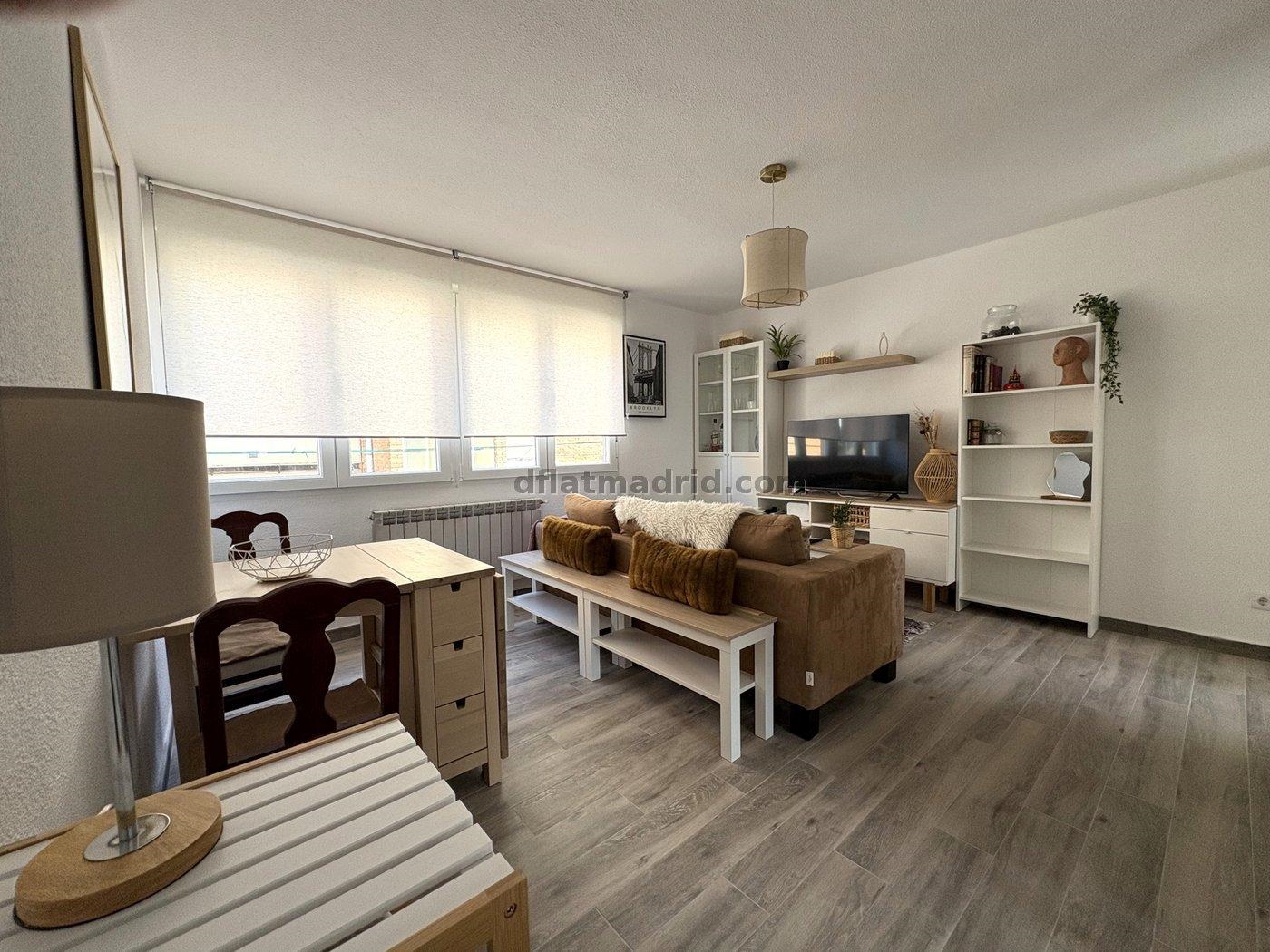 Apartamento Amplio en Hortaleza de 3 Dormitorios #2057 en Madrid