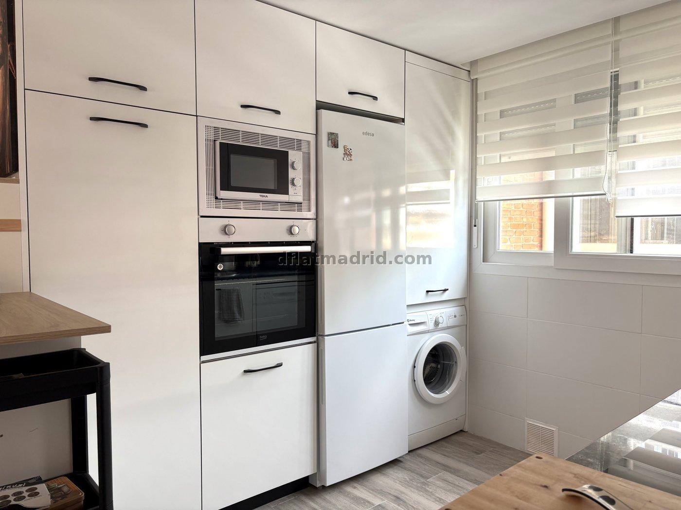 Apartamento Amplio en Hortaleza de 3 Dormitorios #2057 en Madrid