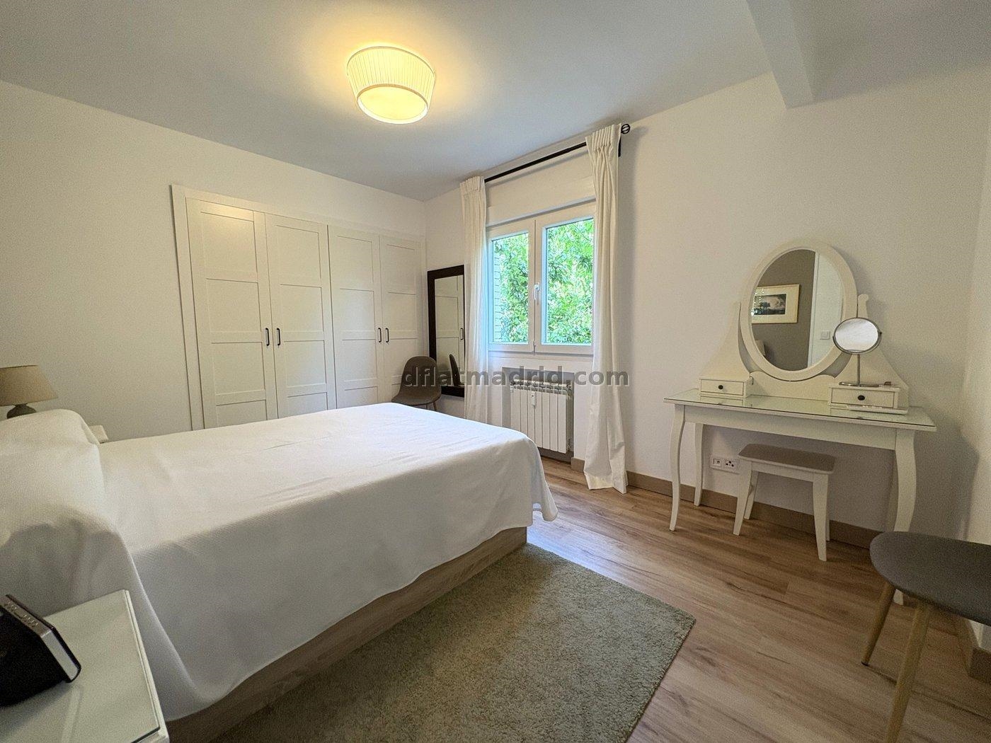 Spacious Apartment in San Blas of 3 Bedrooms #2060 in Madrid