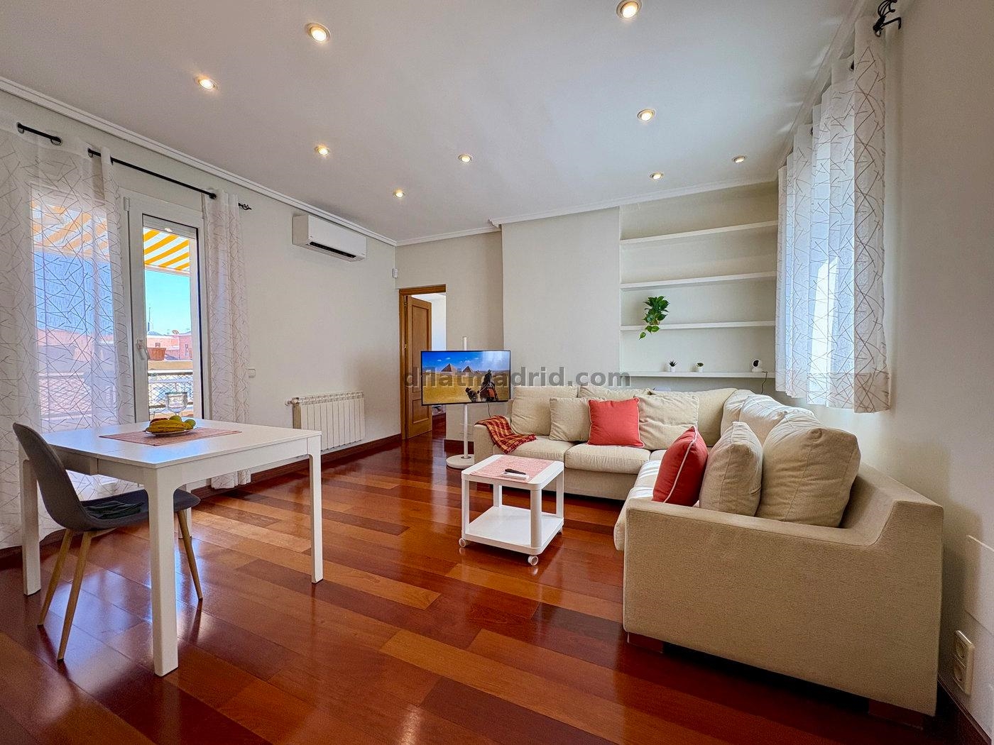 Apartamento en Tetuan de 1 Dormitorio #2059 en Madrid
