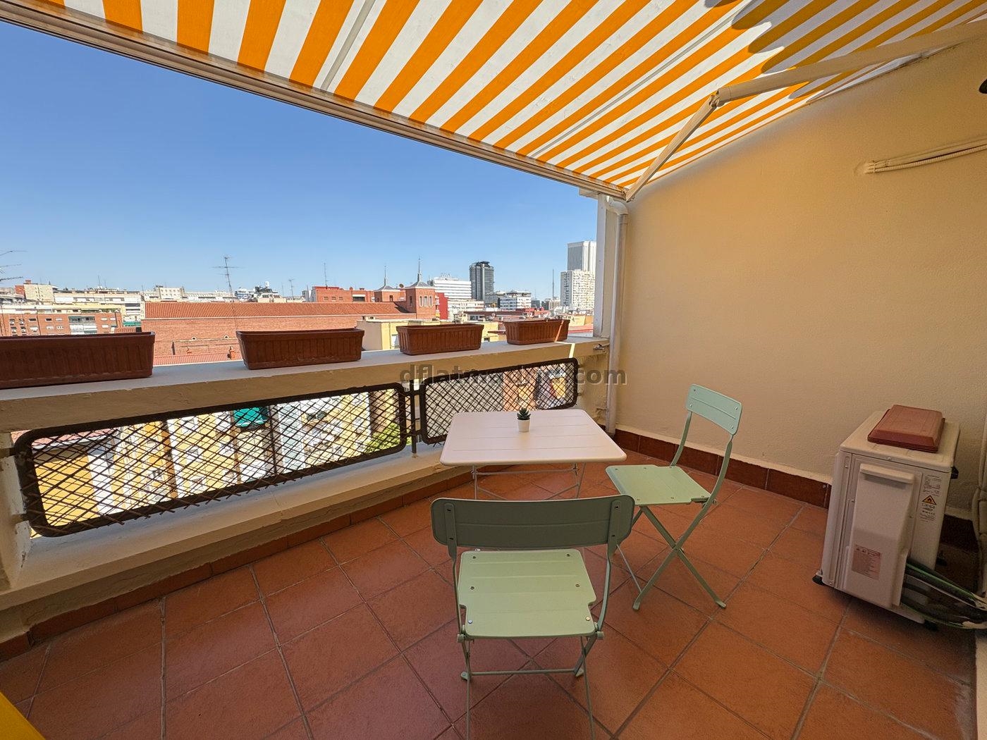 Apartamento en Tetuan de 1 Dormitorio #2059 en Madrid