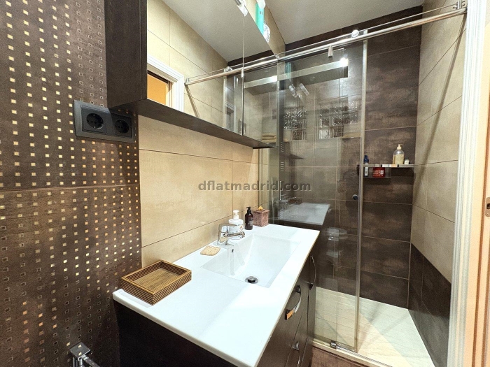 Spacious Apartment in Chamberi of 3 Bedrooms #2058 in Madrid
