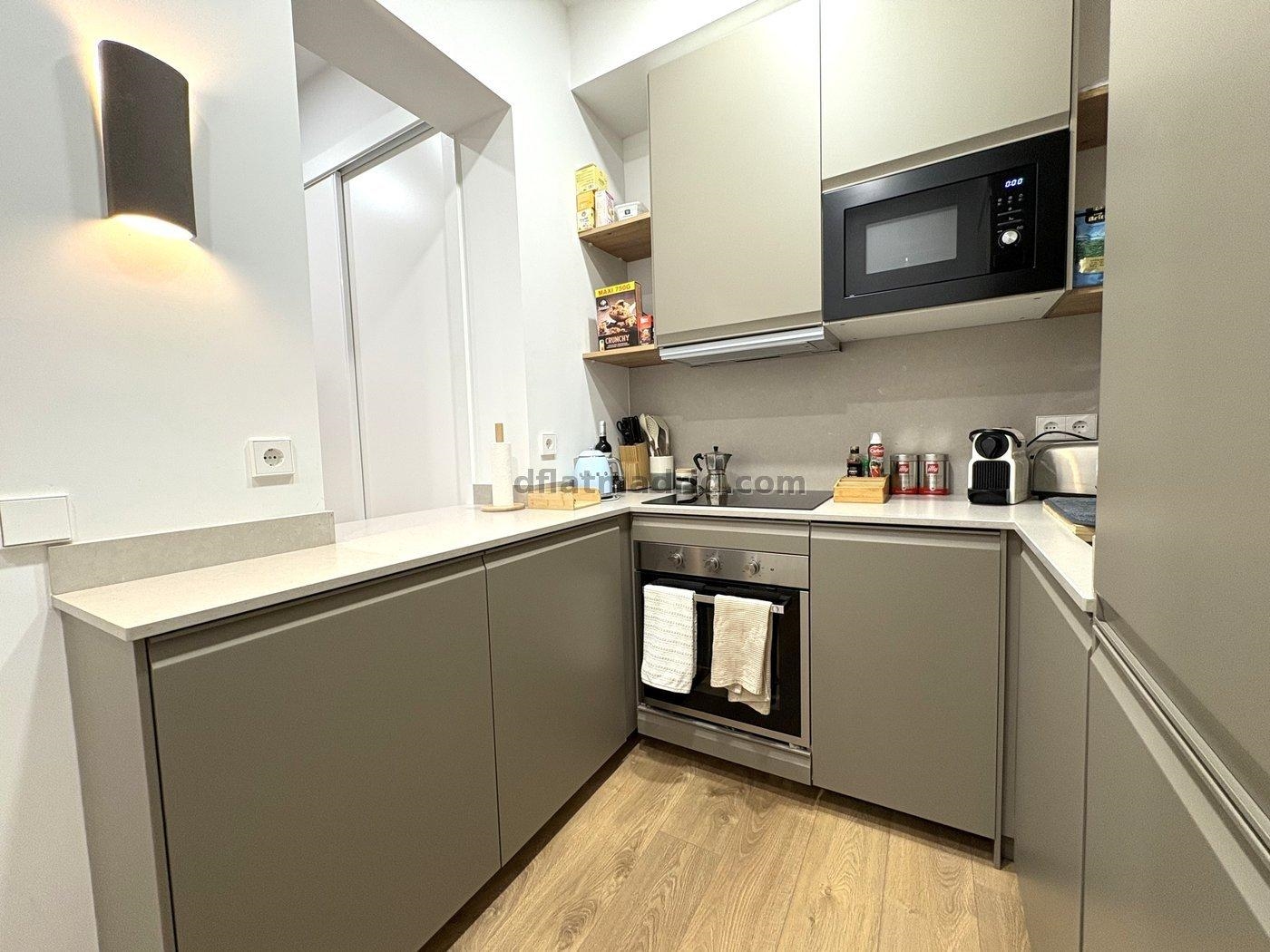 Apartamento en Chamberi de 1 Dormitorio #2076 en Madrid