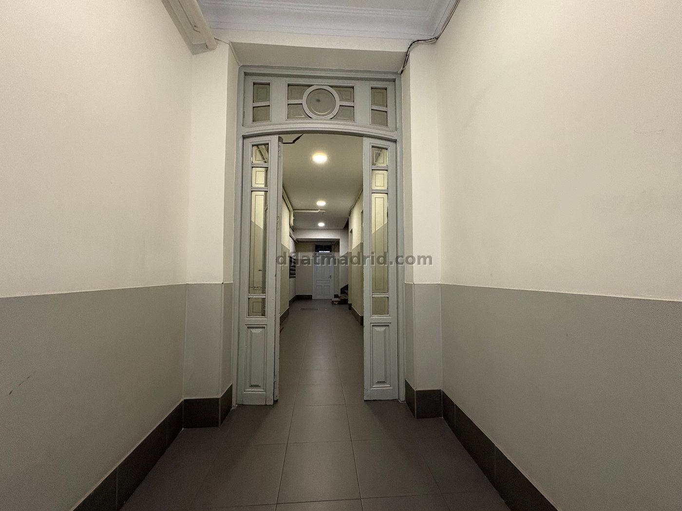 Apartamento en Chamberi de 1 Dormitorio #2076 en Madrid