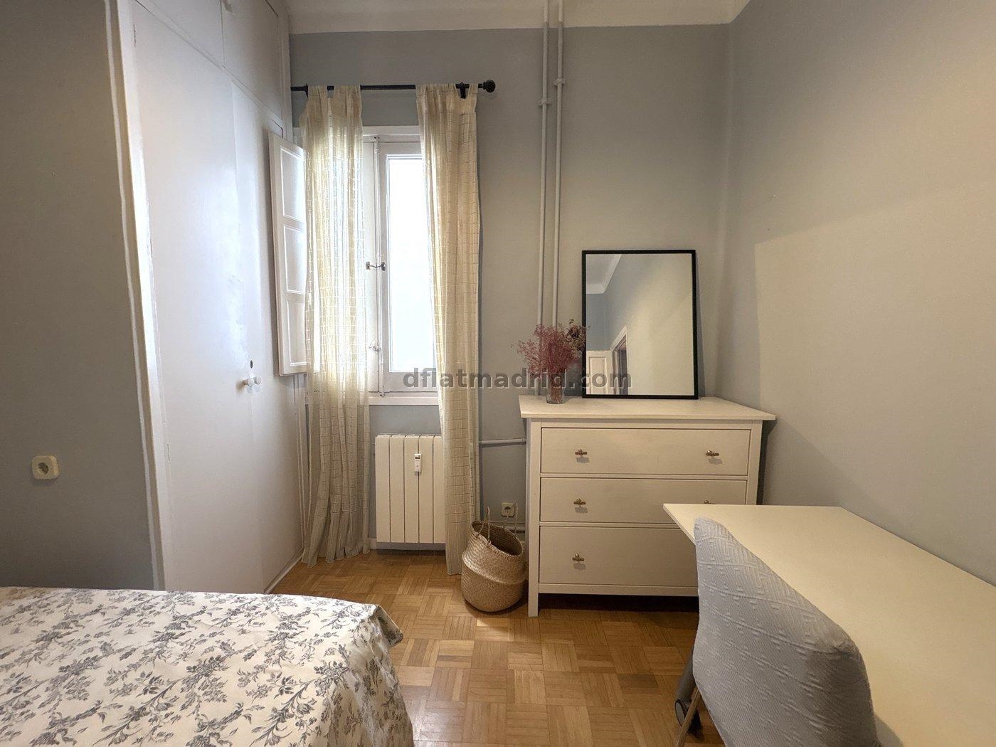 Spacious Apartment in Salamanca of 3 Bedrooms #2077 in Madrid