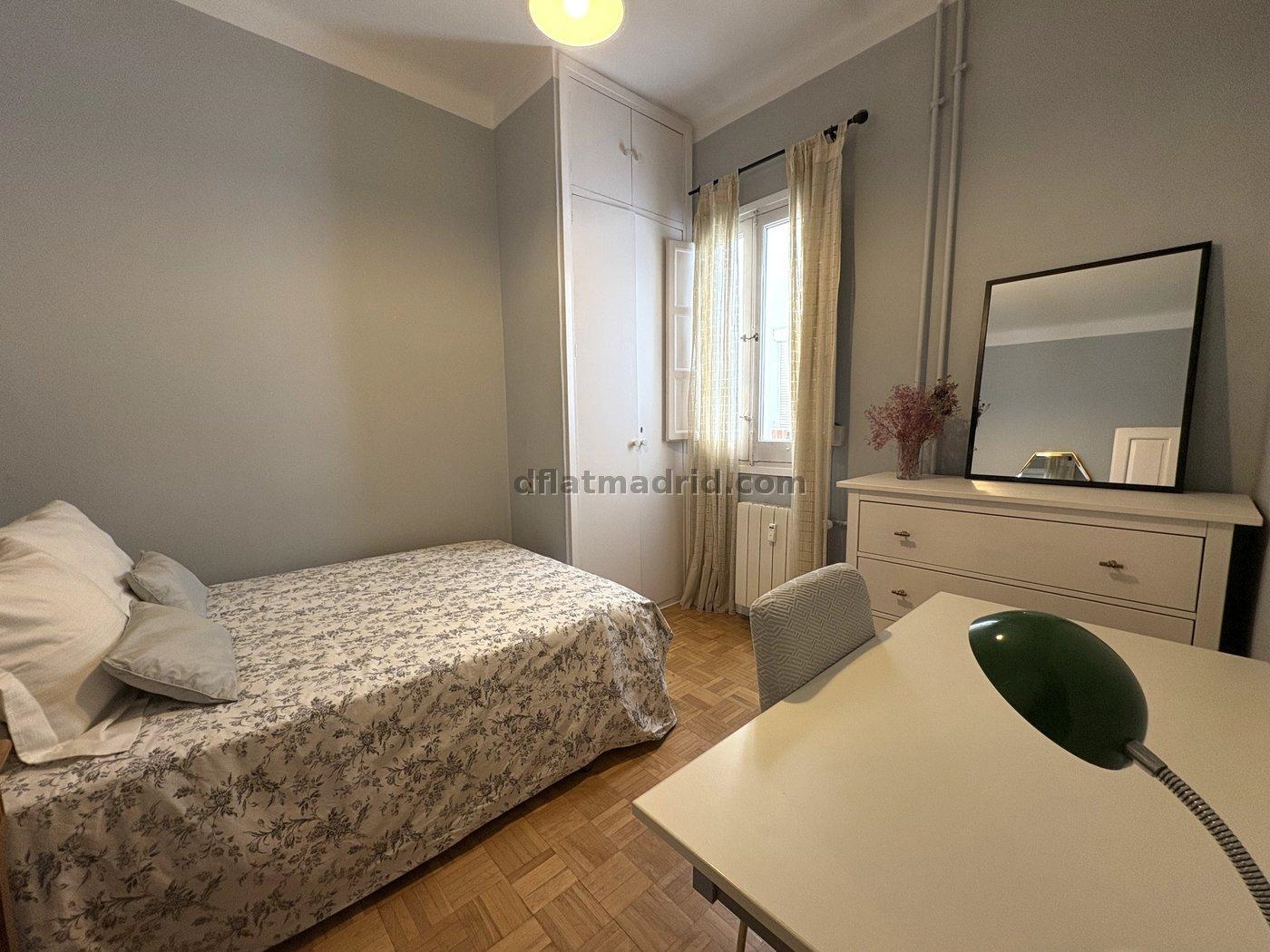 Spacious Apartment in Salamanca of 3 Bedrooms #2077 in Madrid