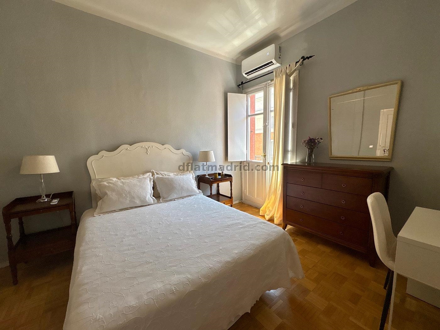 Spacious Apartment in Salamanca of 3 Bedrooms #2077 in Madrid