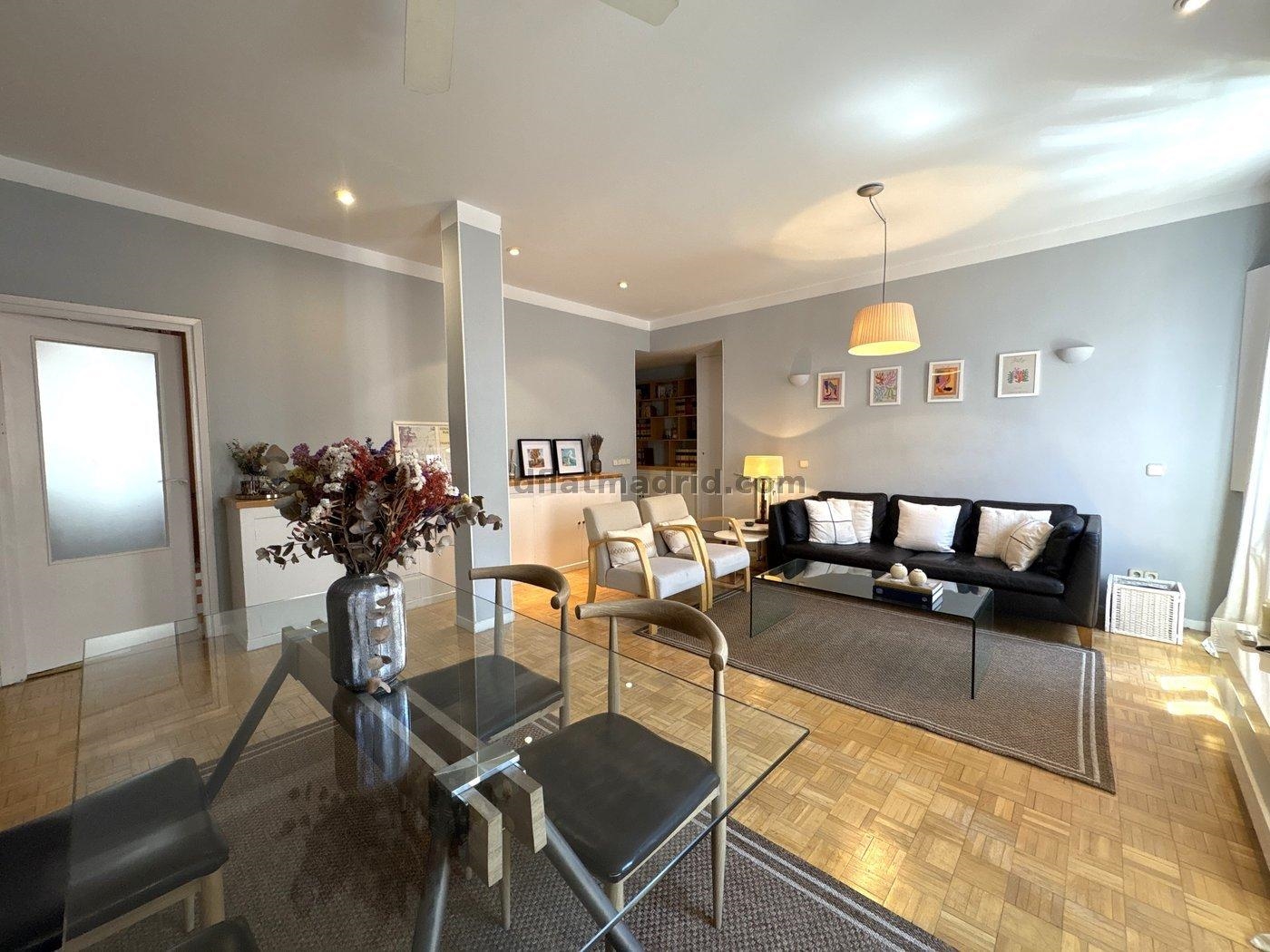 Spacious Apartment in Salamanca of 3 Bedrooms #2077 in Madrid