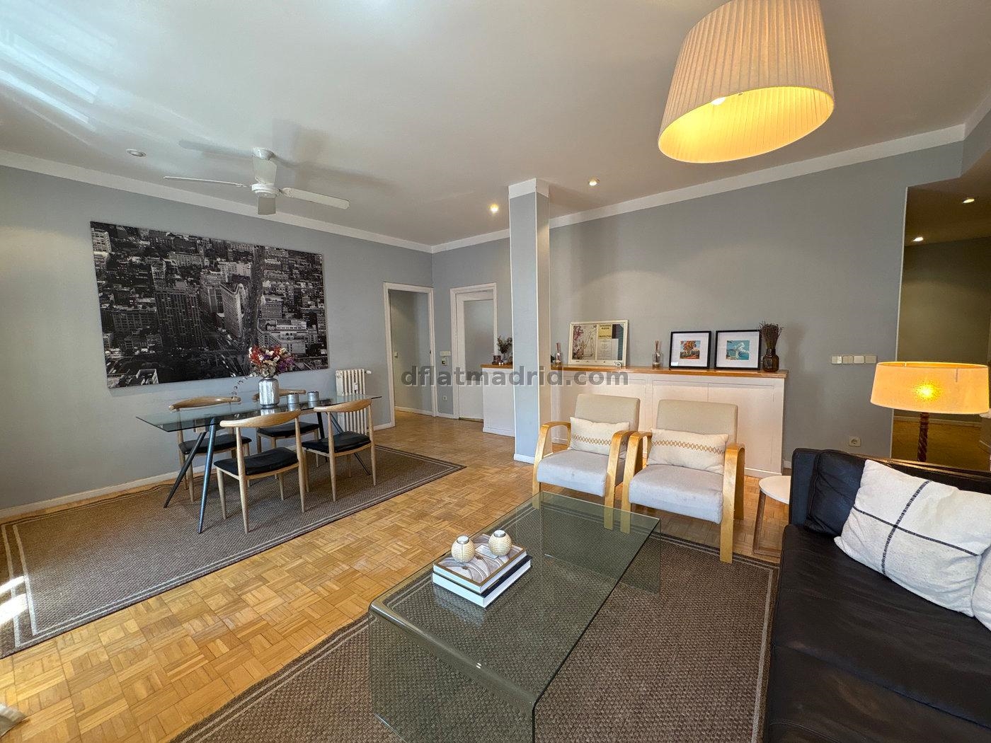 Spacious Apartment in Salamanca of 3 Bedrooms #2077 in Madrid