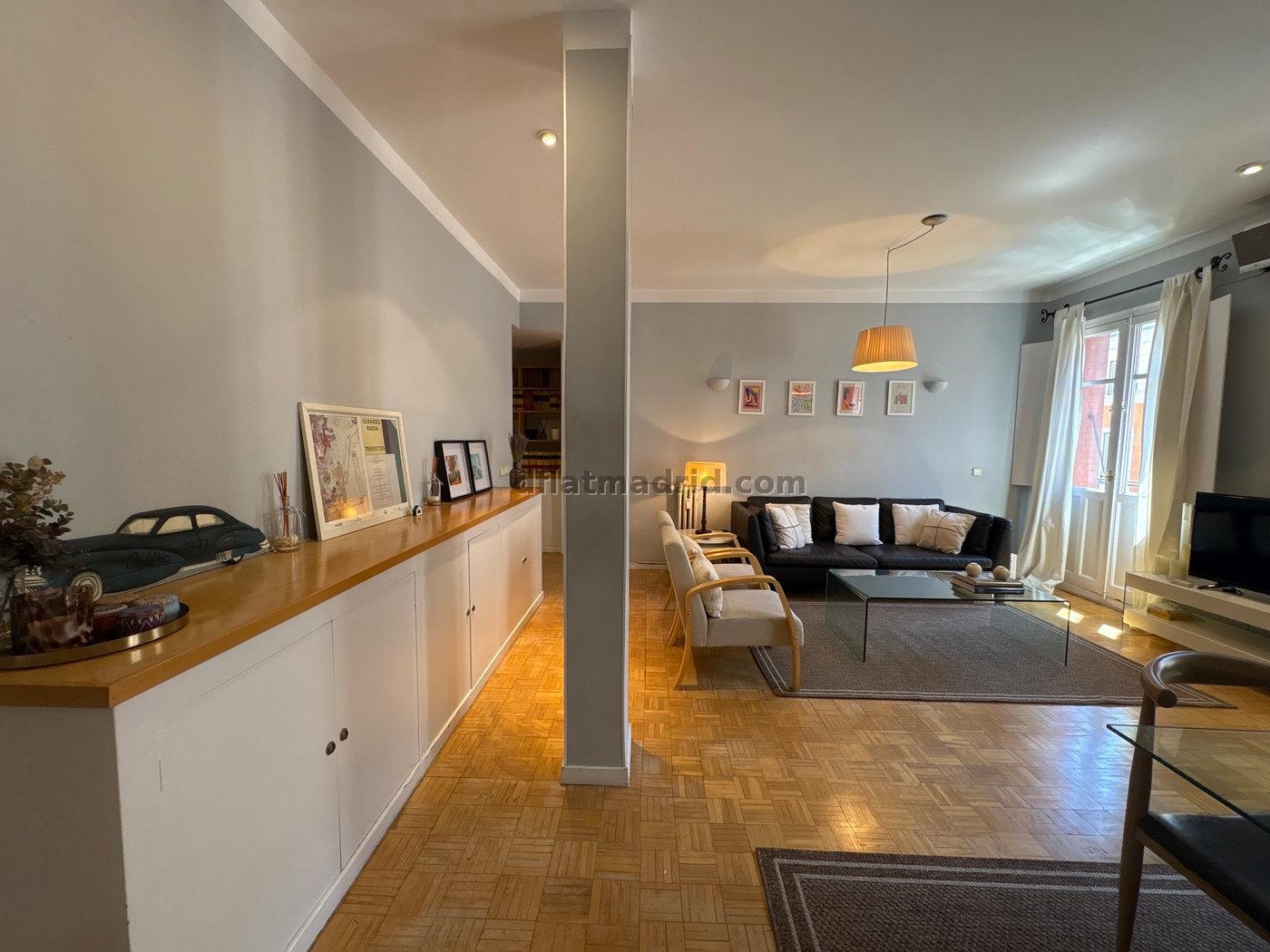 Spacious Apartment in Salamanca of 3 Bedrooms #2077 in Madrid