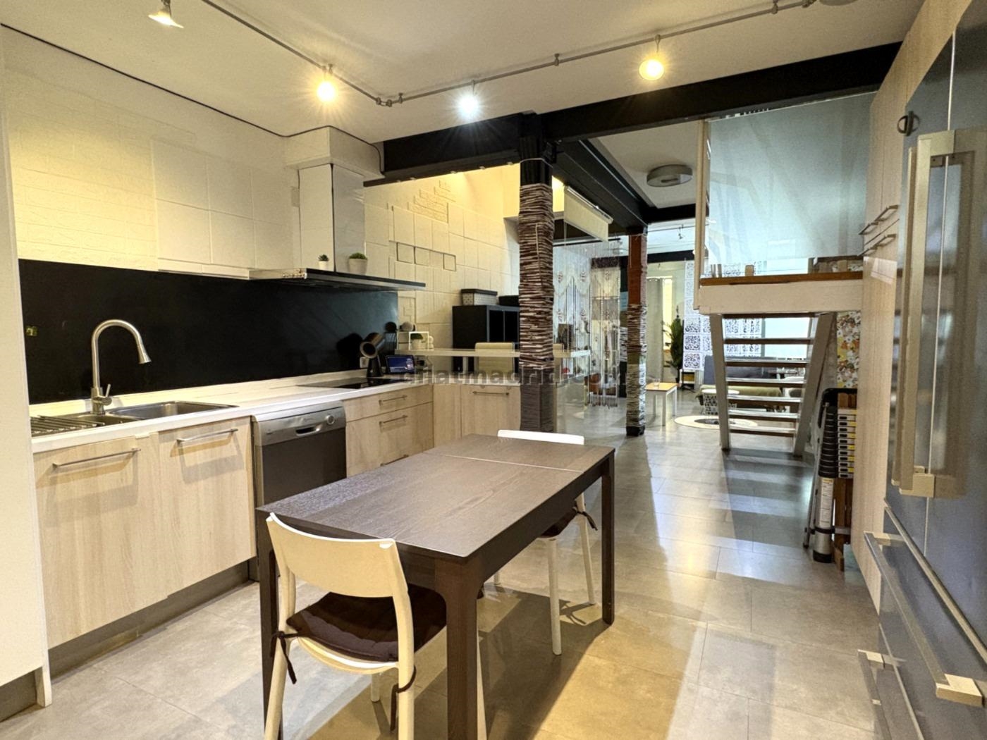 Spacious Apartment in Arganzuela of 3 Bedrooms #2078 in Madrid