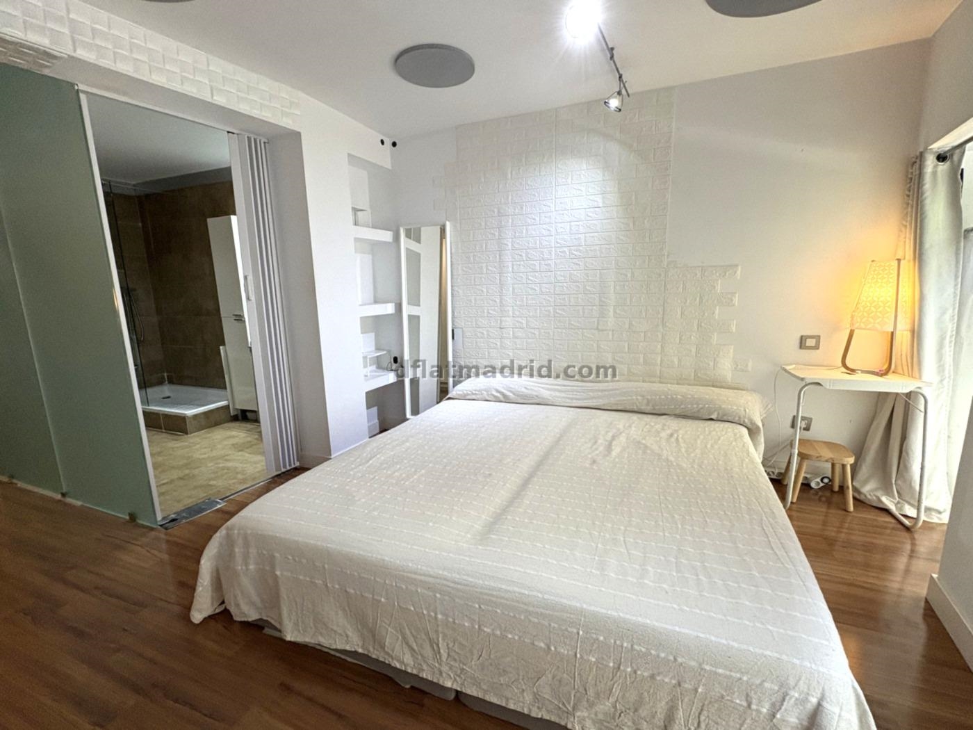 Spacious Apartment in Arganzuela of 3 Bedrooms #2078 in Madrid