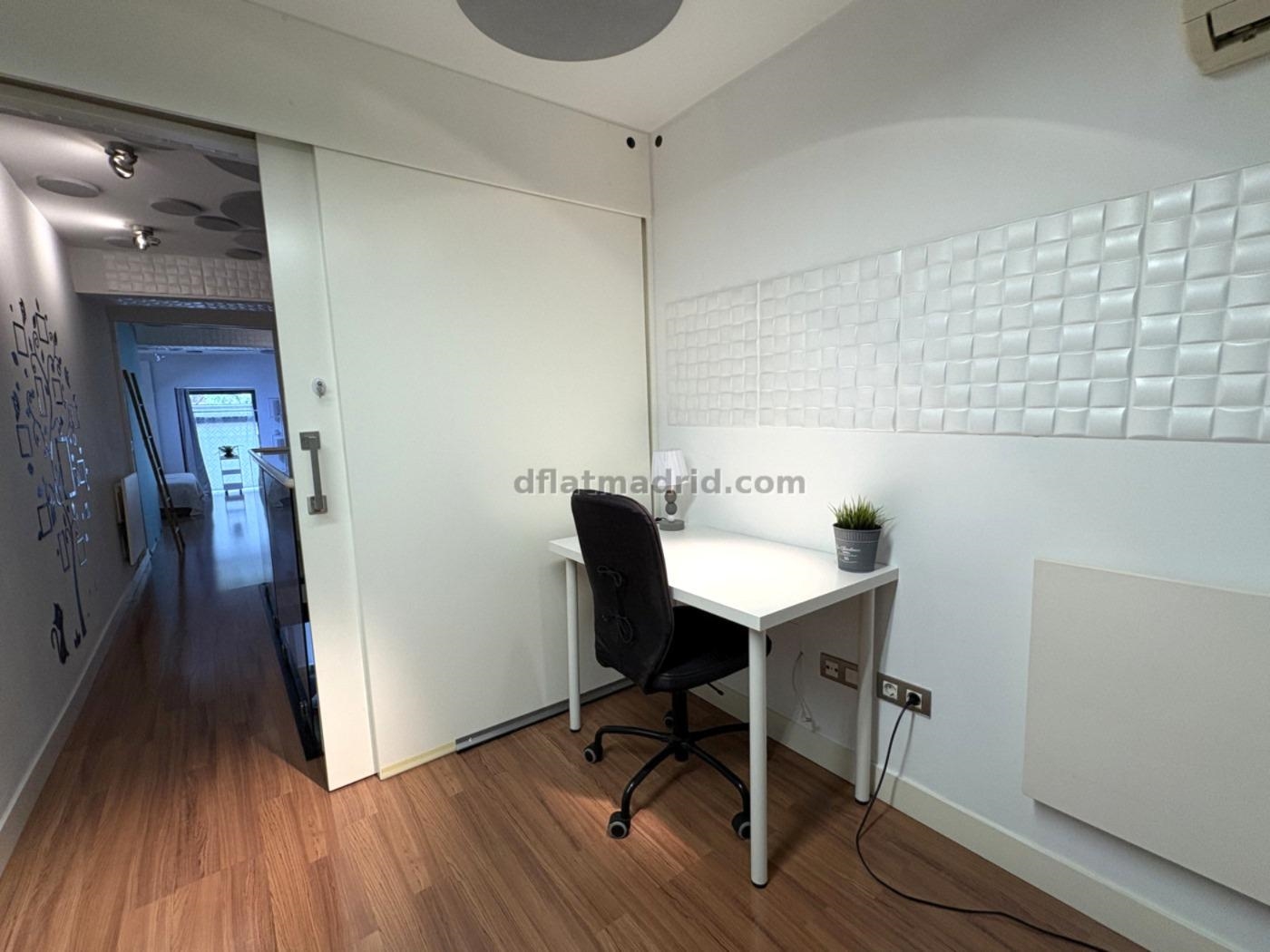 Spacious Apartment in Arganzuela of 3 Bedrooms #2078 in Madrid