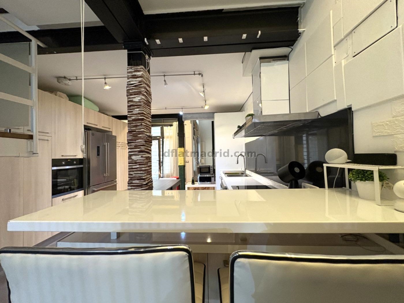 Spacious Apartment in Arganzuela of 3 Bedrooms #2078 in Madrid