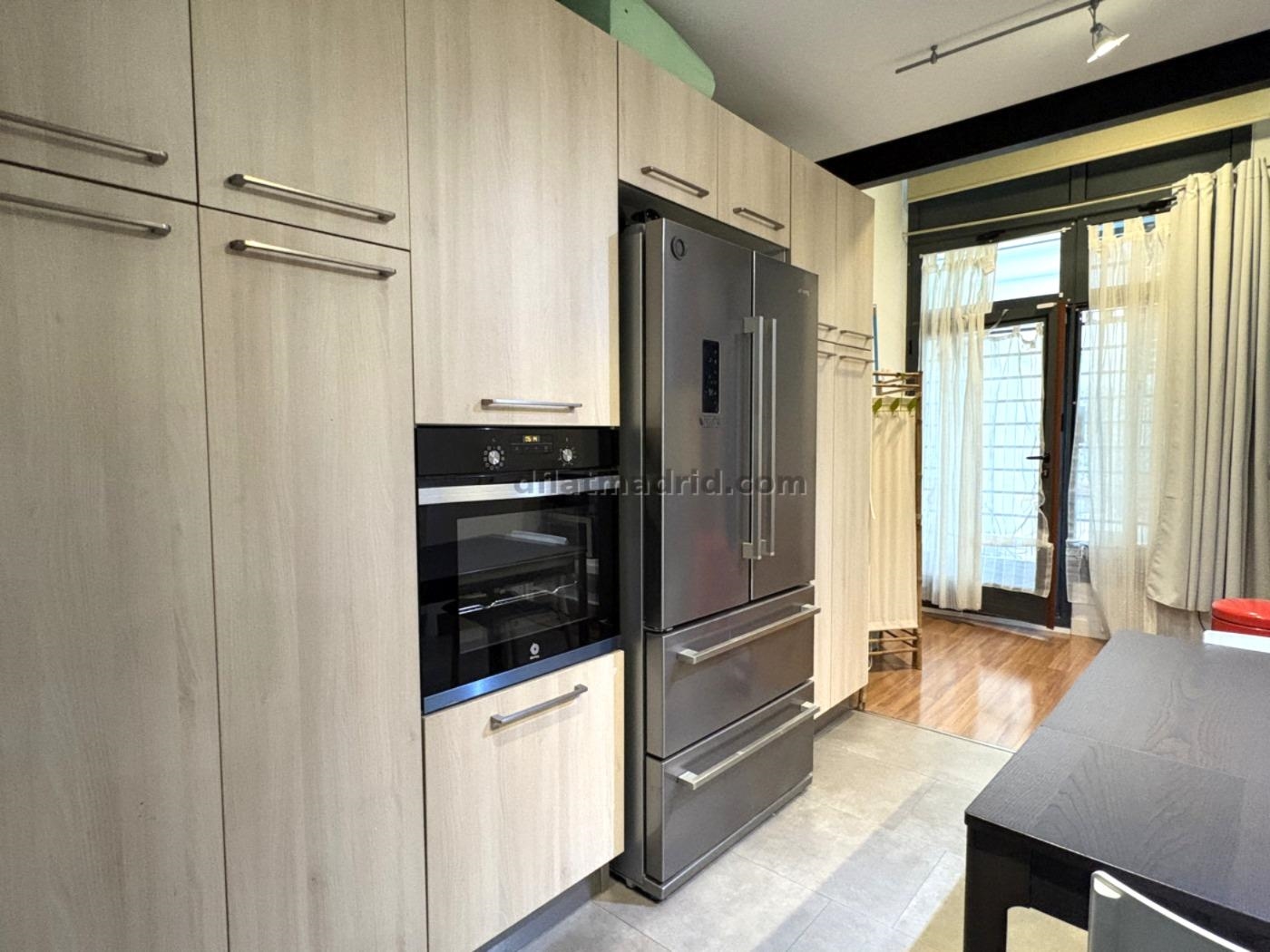 Spacious Apartment in Arganzuela of 3 Bedrooms #2078 in Madrid