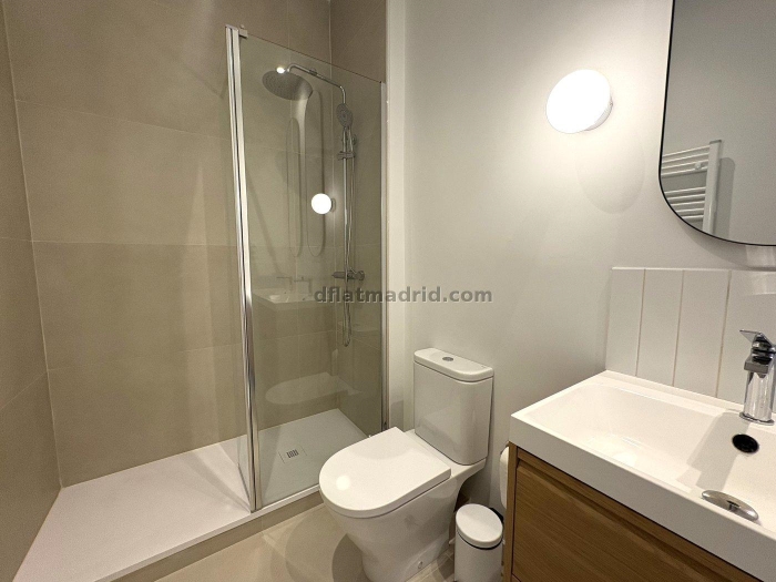 Cosy Apartment in Fuencarral of 1 Bedroom #2084 in Madrid