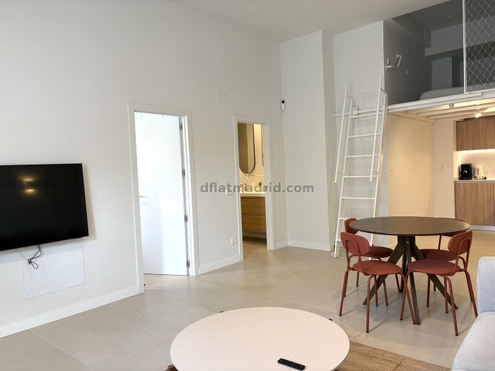 Cosy Apartment in Fuencarral of 1 Bedroom #2084 in Madrid