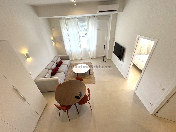 Cosy Apartment in Fuencarral of 1 Bedroom #2084 in Madrid