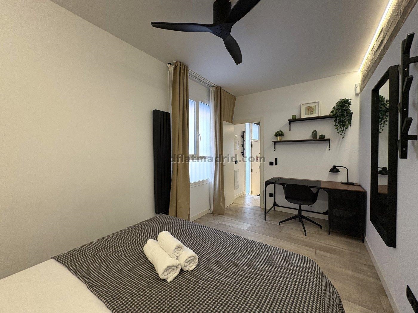 Apartamento de 1 Dormitorio #2093 en Madrid