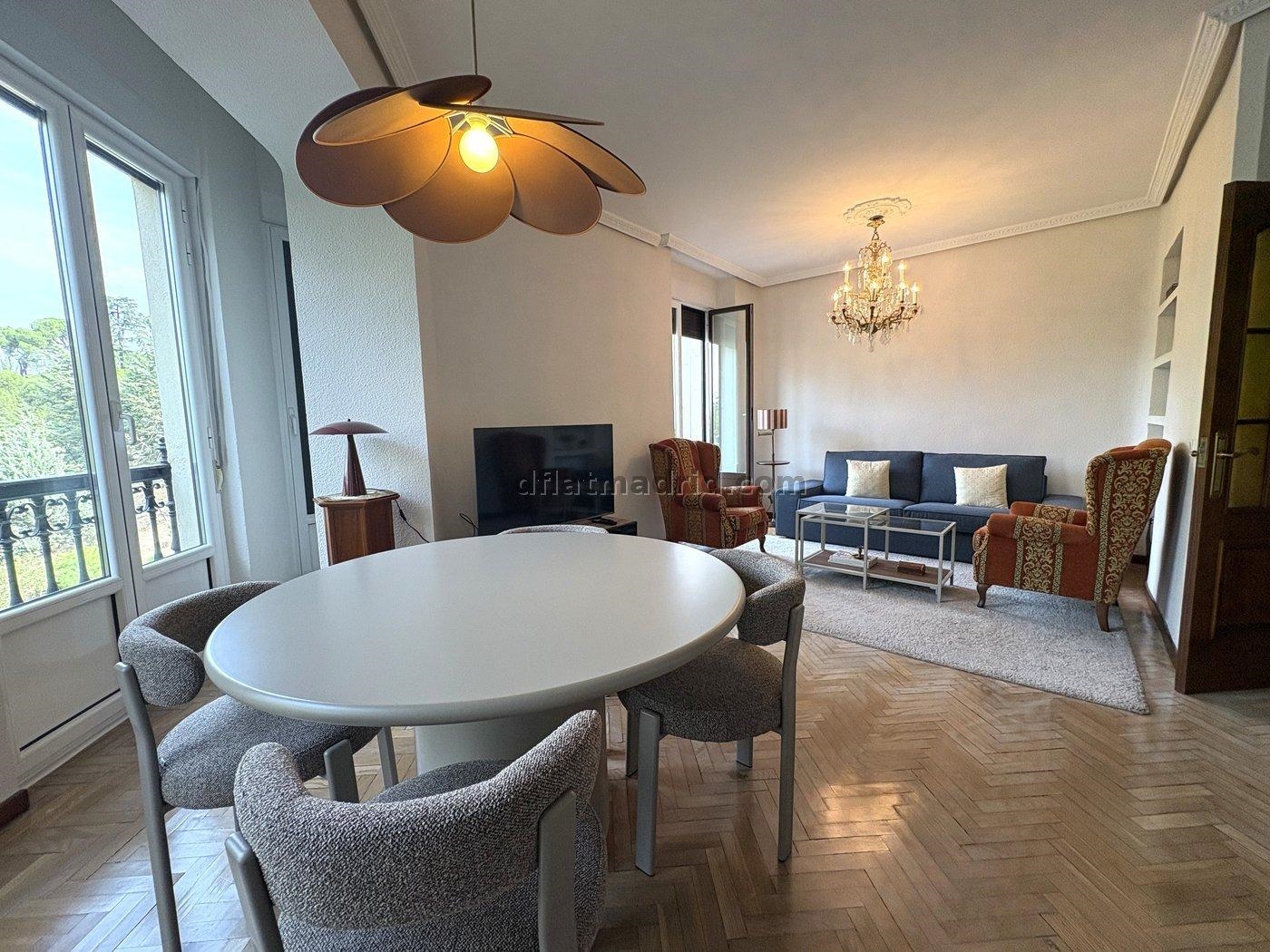Spacious Apartment in Retiro of 3 Bedrooms #2096 in Madrid