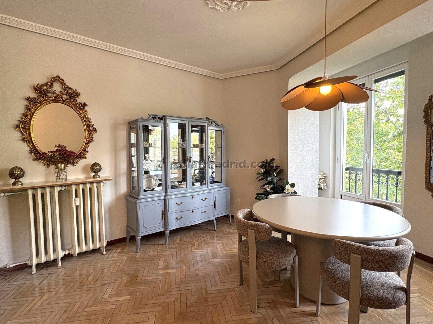 Spacious Apartment in Retiro of 3 Bedrooms #2096 in Madrid