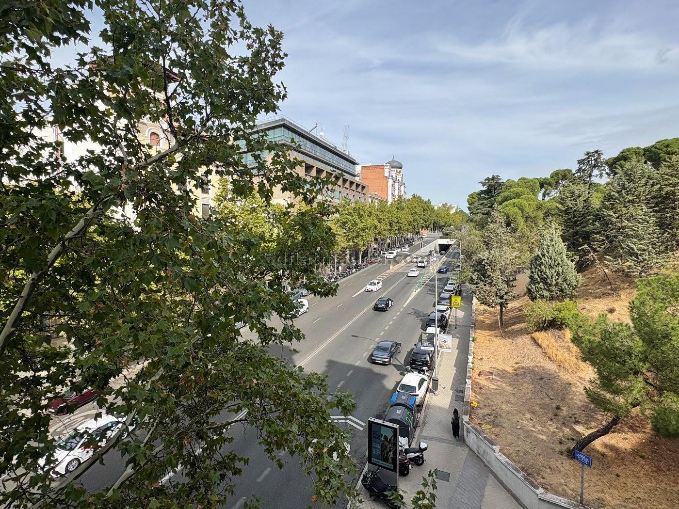Spacious Apartment in Retiro of 3 Bedrooms #2096 in Madrid