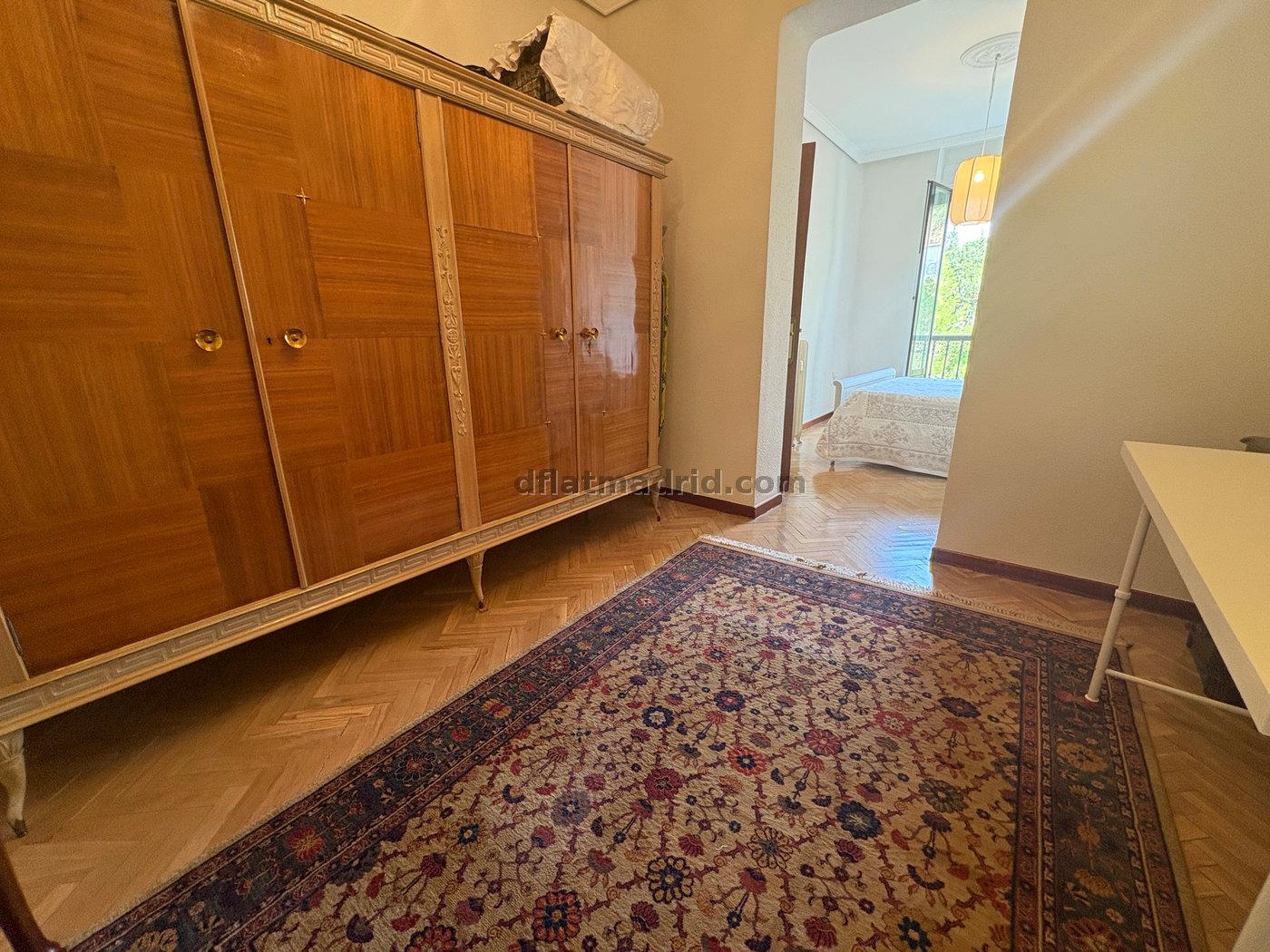Spacious Apartment in Retiro of 3 Bedrooms #2096 in Madrid