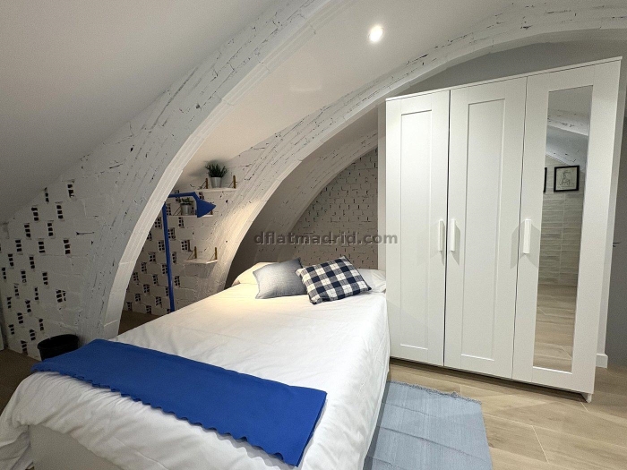Room in Segovia o #2100 in Segovia
