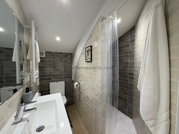 Room in Segovia o #2100 in Segovia