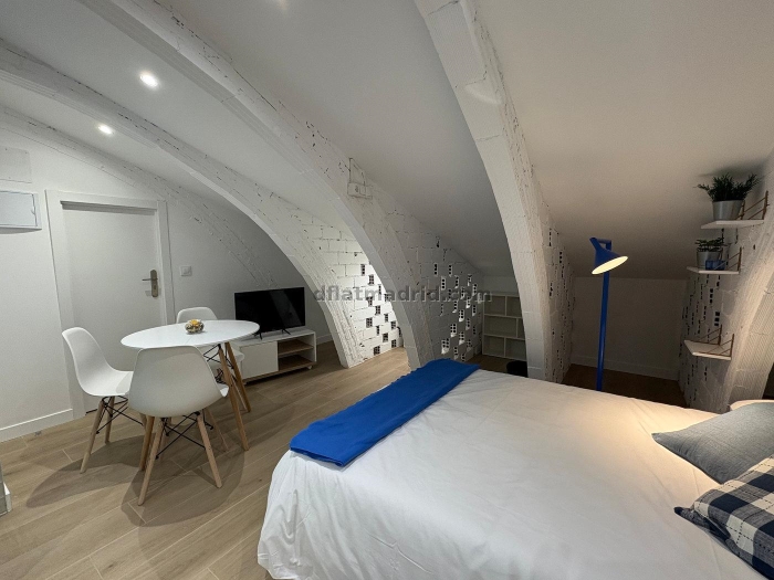 Room in Segovia o #2100 in Segovia