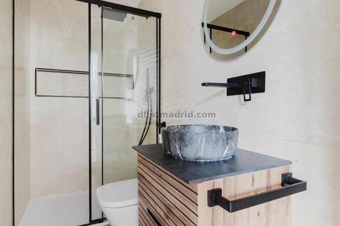 Apartamento en Chamartin de 2 Dormitorios #2103 en Madrid