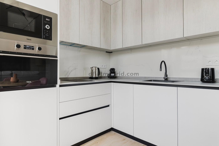 Apartamento en Chamartin de 2 Dormitorios #2103 en Madrid