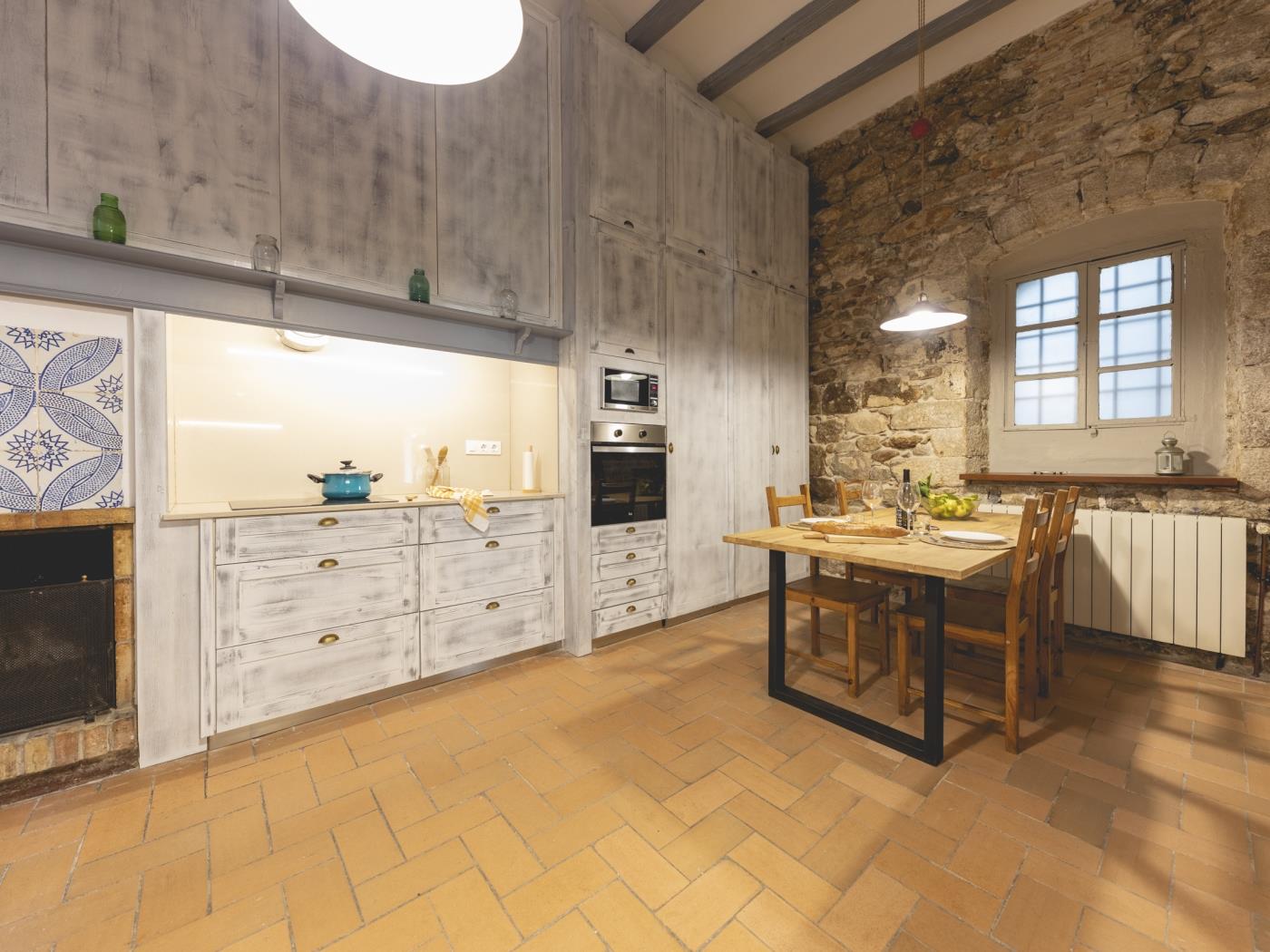 Plaça del Vi - Apartament de vacances a Girona | Bravissimo a Girona