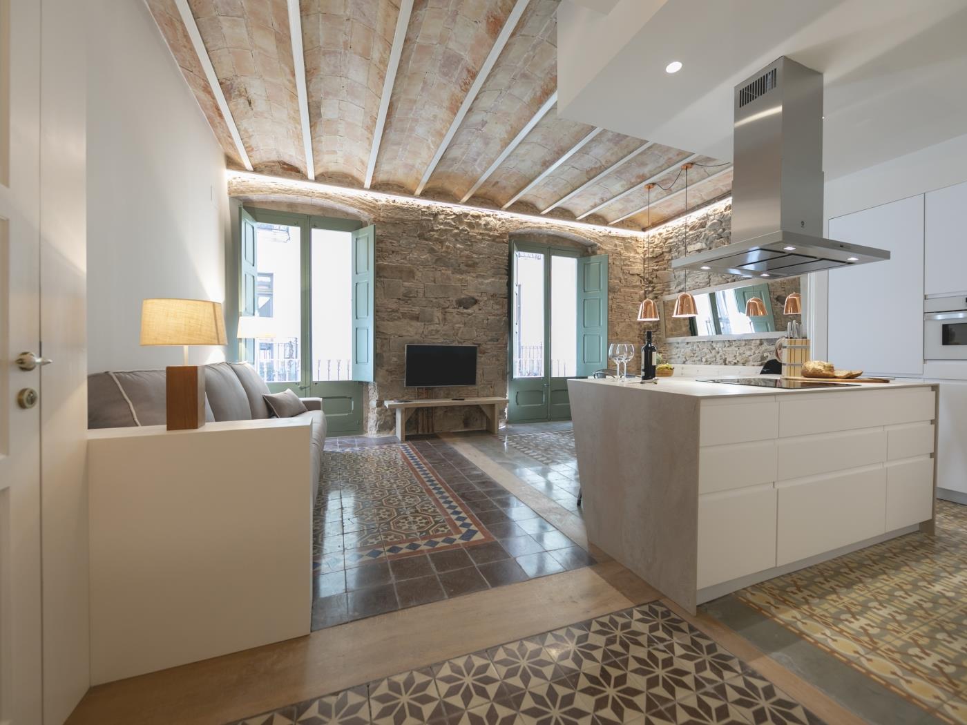 Bravissimo Mercaders 3, unique and with 3 bedrooms in Girona