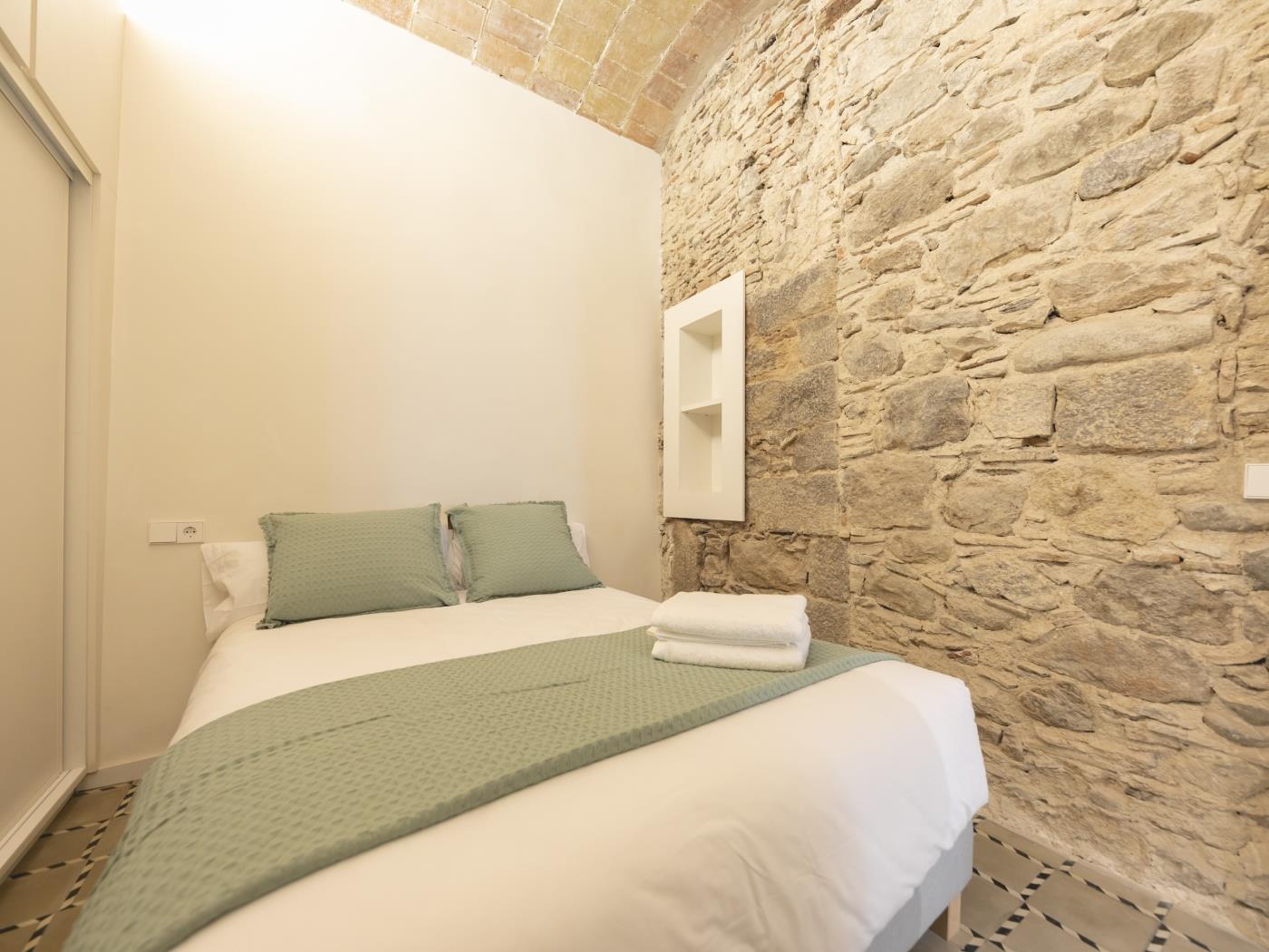 Bravissimo Mercaders 3, único y con 3 dormitorios en Girona
