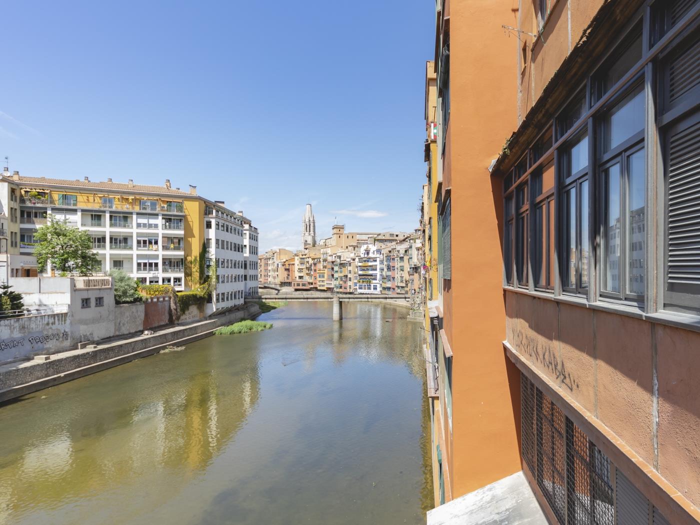 Bravissimo Rambla Eiffel 2, 3 habitacions a Girona