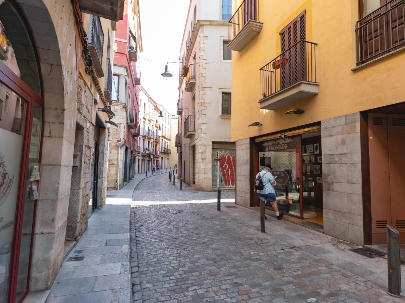 Barca Studio - Apartament de vacances a Girona | Bravissimo a Girona
