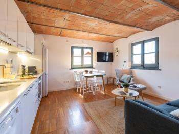 Apartament Atic Raims - Apartamento vacacional en Girona | Bravissimo