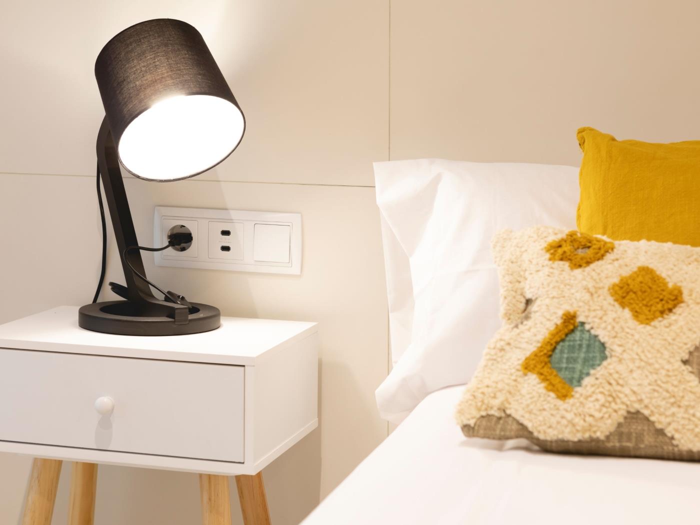 Plaça Catalunya - Apartament de vacances Girona | Bravissimo a Girona