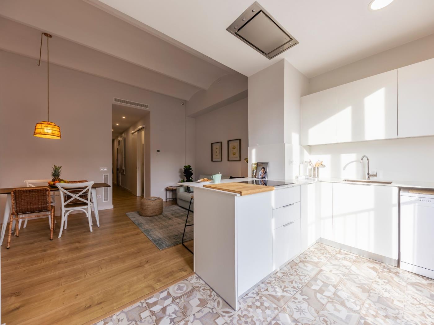 Bravissimo Riu Onyar, moderno y con 3 habitaciones en Girona