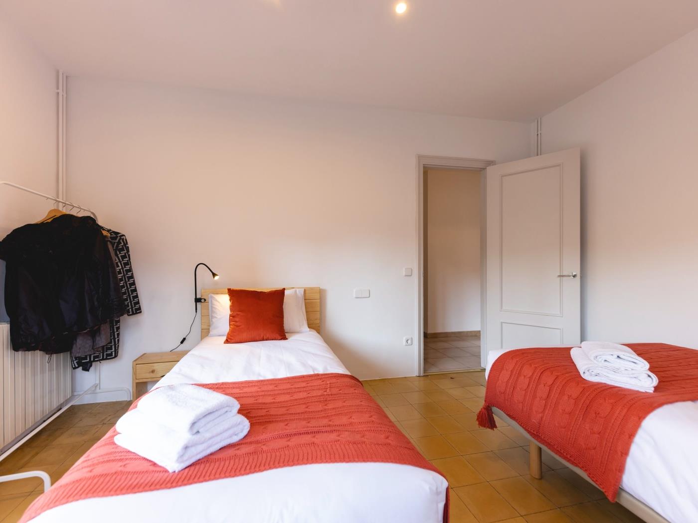Bravissimo El Lleó, pis vacacional, 4 habitacions a Girona